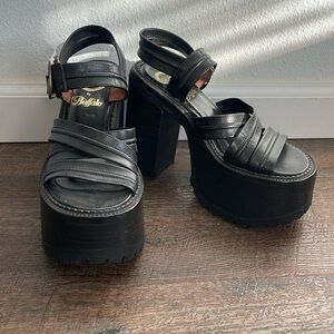 Vintage Buffalo London Platform Sandals